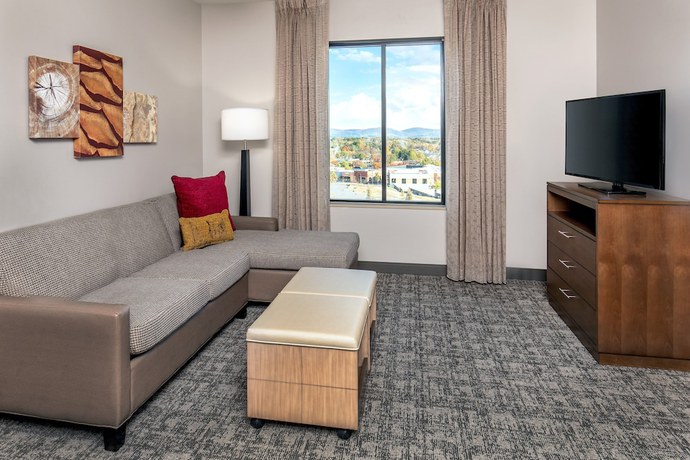 Imagen de la habitación del Hotel Staybridge Suites Charlottesville Airport, An Ihg. Foto 15