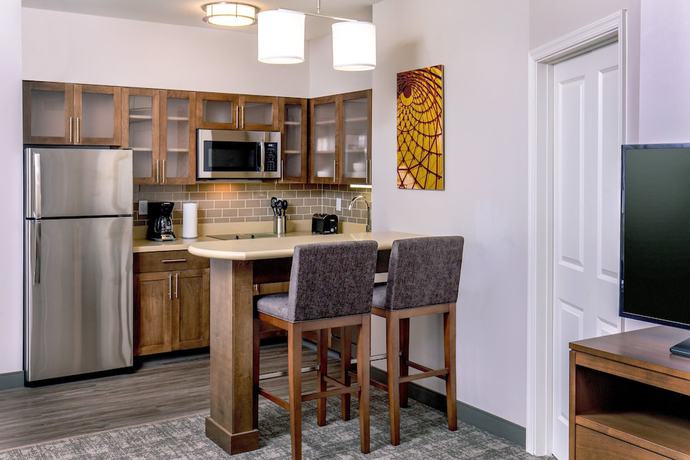 Imagen de la habitación del Hotel Staybridge Suites Charlottesville Airport, An Ihg. Foto 16