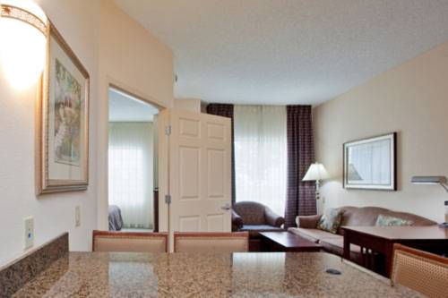 Imagen de la habitación del Hotel Staybridge Suites Chesapeake, An Ihg. Foto 3