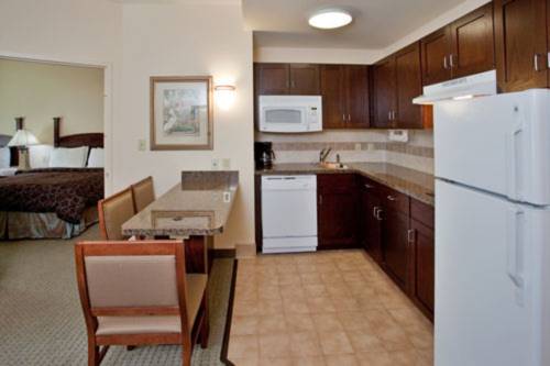 Imagen de la habitación del Hotel Staybridge Suites Chesapeake, An Ihg. Foto 5