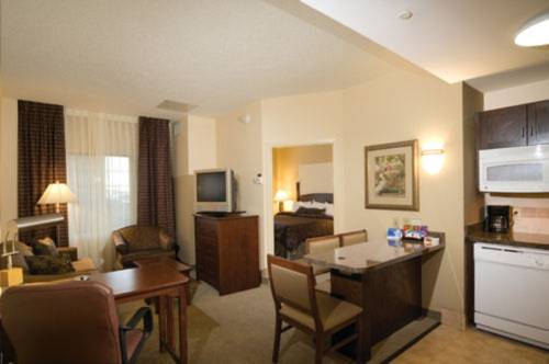 Imagen de la habitación del Hotel Staybridge Suites Chesapeake, An Ihg. Foto 6
