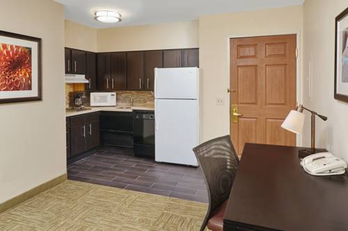 Imagen de la habitación del Hotel Staybridge Suites Chicago - Glenview, An Ihg. Foto 2