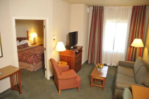 Imagen de la habitación del Hotel Staybridge Suites Cincinnati North. Foto 3