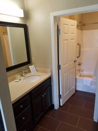 Imagen de la habitación del Hotel Staybridge Suites Cincinnati North. Foto 10