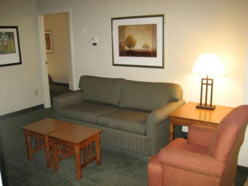 Imagen de la habitación del Hotel Staybridge Suites Cincinnati North. Foto 16