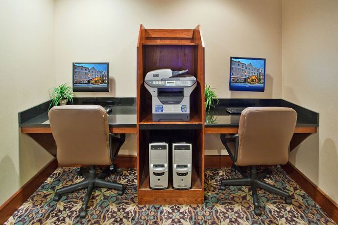 Imagen de los interiores del Hotel Staybridge Suites Columbus Ft. Benning, An Ihg. Foto 15