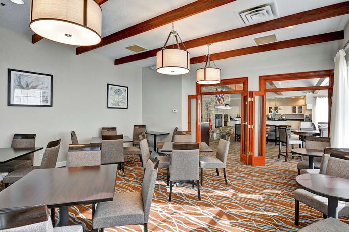 Imagen del bar/restaurante del Hotel Staybridge Suites Columbus - Worthington. Foto 3