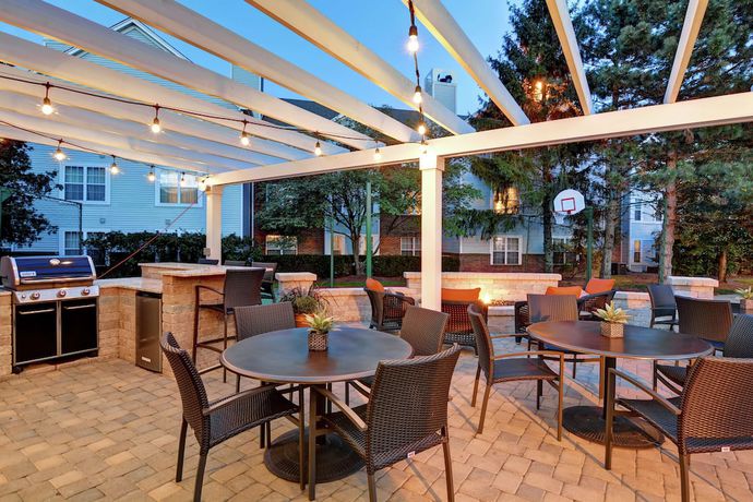 Imagen de los exteriores del Hotel Staybridge Suites Columbus - Worthington. Foto 13