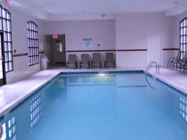 Imagen de la piscina del Hotel Staybridge Suites Columbus-airport, An Ihg. Foto 20