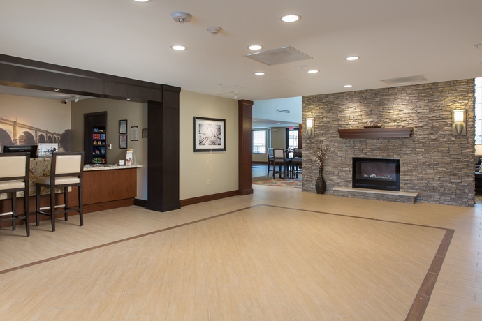 Imagen de los interiores del Hotel Staybridge Suites Corona South, An Ihg. Foto 15