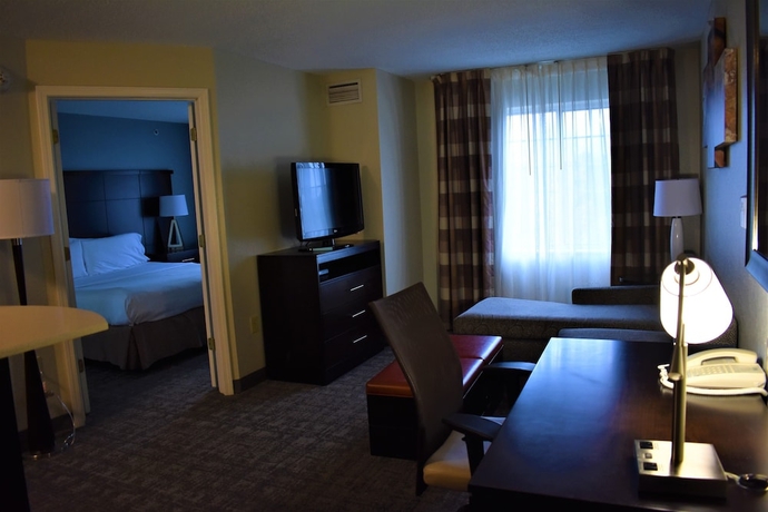 Imagen de la habitación del Hotel Staybridge Suites Cranbury - South Brunswick. Foto 8