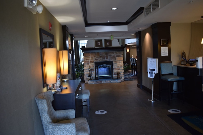 Imagen de los interiores del Hotel Staybridge Suites Cranbury - South Brunswick. Foto 14