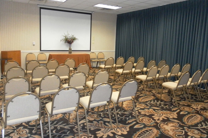 Imagen de los interiores del Hotel Staybridge Suites Dallas Market Ctr Love Field by IHG. Foto 14