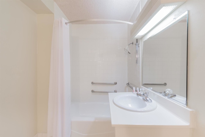 Imagen de la habitación del Hotel Staybridge Suites Dallas Market Ctr Love Field by IHG. Foto 12