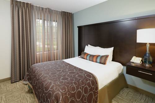 Imagen de la habitación del Hotel Staybridge Suites Davenport. Foto 8