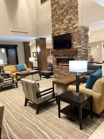 Imagen de los interiores del Hotel Staybridge Suites Denton, an IHG. Foto 13