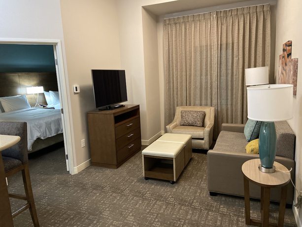 Imagen de la habitación del Hotel Staybridge Suites Denton, an IHG. Foto 12