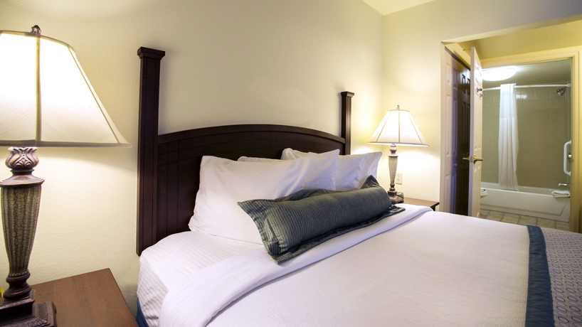 Imagen de los interiores del Hotel Staybridge Suites Denver International Airport, An Ihg. Foto 16