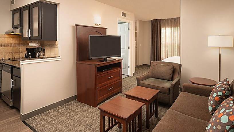 Imagen de la habitación del Hotel Staybridge Suites Denver Tech Center, an IHG. Foto 6