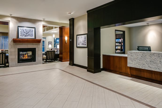 Imagen de los interiores del Hotel Staybridge Suites Des Moines Downtown, an IHG. Foto 12