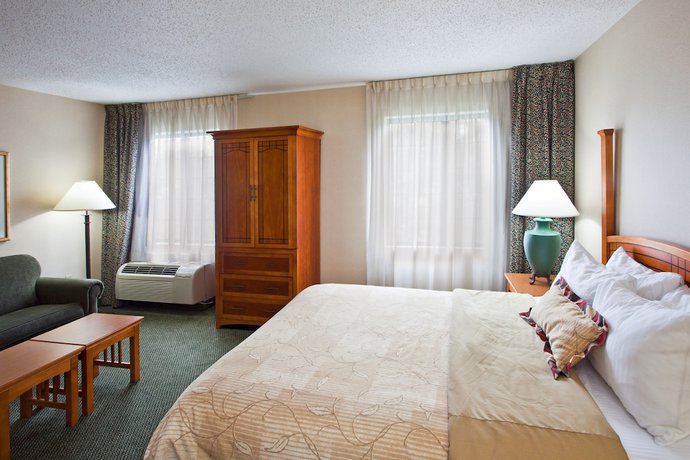 Imagen de la habitación del Hotel Staybridge Suites Detroit-Utica by IHG. Foto 7