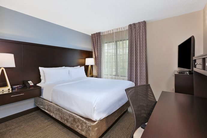 Imagen de la habitación del Hotel Staybridge Suites Detroit-Utica by IHG. Foto 16