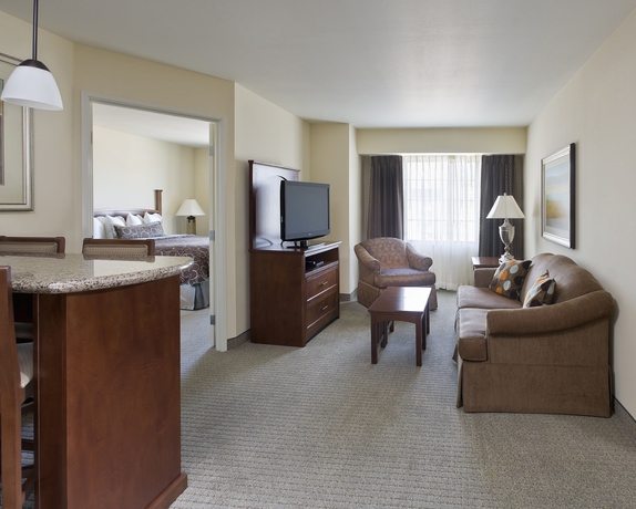 Imagen de los interiores del Hotel Staybridge Suites El Paso Airport, An Ihg. Foto 7