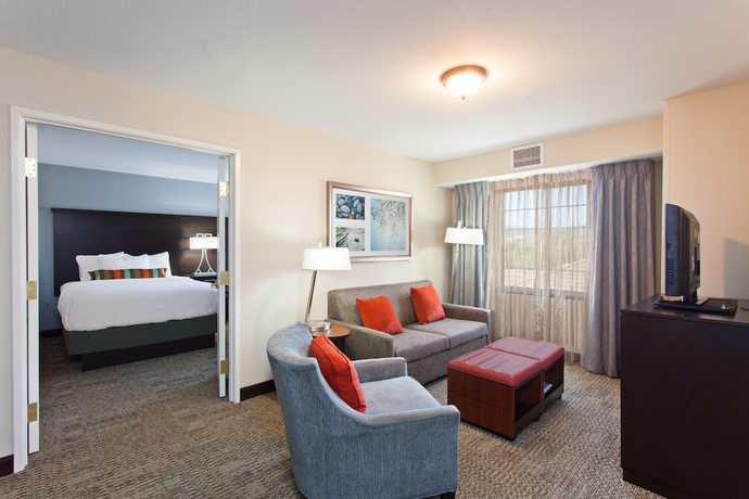 Imagen de la habitación del Hotel Staybridge Suites Fairfield Napa Valley Area, an IHG. Foto 10