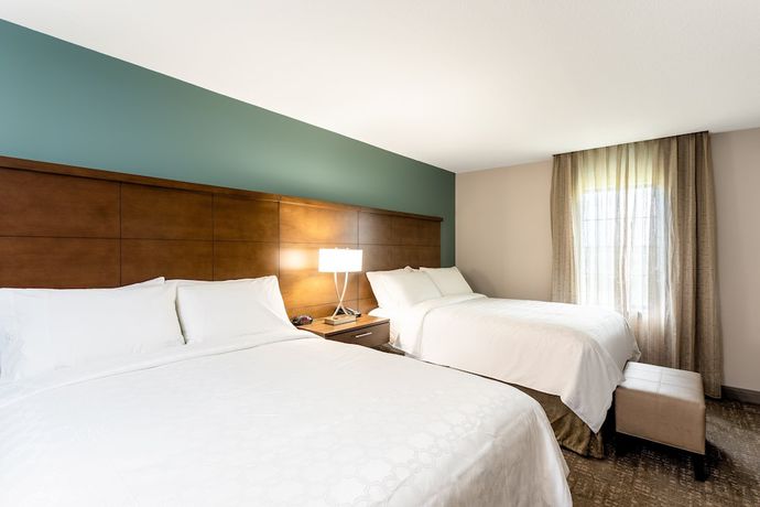 Imagen de la habitación del Hotel Staybridge Suites Fort Lauderdale Airport - West, an IHG. Foto 6