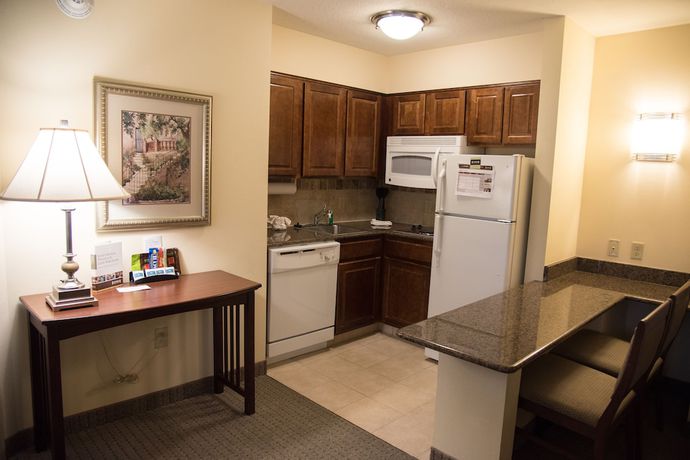 Imagen de la habitación del Hotel Staybridge Suites Fort Wayne, an IHG. Foto 2