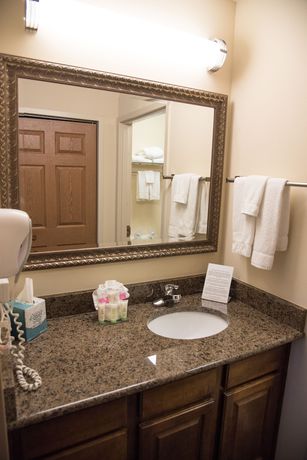 Imagen de la habitación del Hotel Staybridge Suites Fort Wayne, an IHG. Foto 6