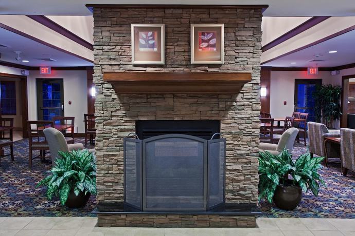 Imagen de los interiores del Hotel Staybridge Suites Fort Wayne, an IHG. Foto 19