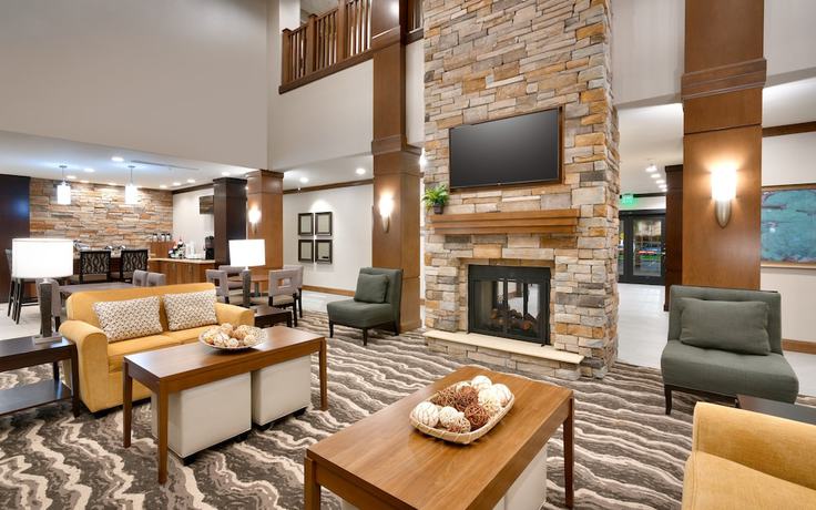 Imagen de los interiores del Hotel Staybridge Suites Gainesville I-75, an IHG. Foto 19