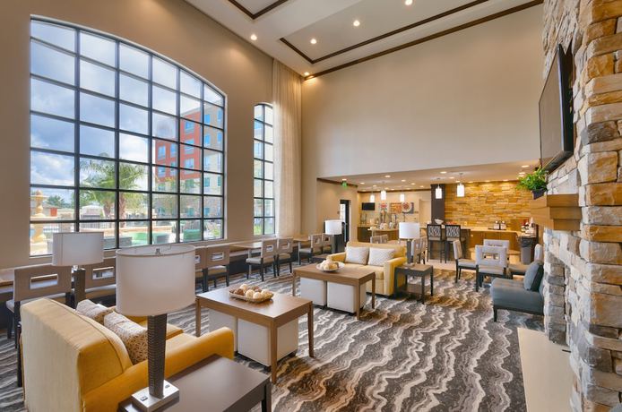 Imagen de los interiores del Hotel Staybridge Suites Gainesville I-75, an IHG. Foto 20