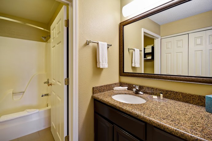 Imagen de la habitación del Hotel Staybridge Suites Grand Rapids-Kentwood by IHG. Foto 10