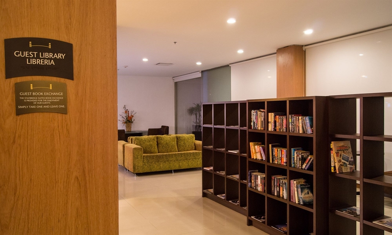 Imagen de los interiores del Hotel Staybridge Suites Guadalajara Expo, An Ihg. Foto 9