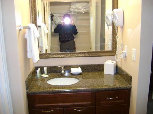 Imagen de la habitación del Hotel Staybridge Suites Guelph, An Ihg. Foto 3