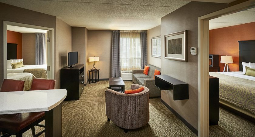 Imagen de la habitación del Hotel Staybridge Suites Hamilton Downtown, an IHG Hotel. Foto 10