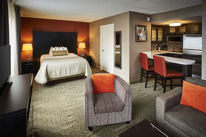 Imagen de la habitación del Hotel Staybridge Suites Hamilton Downtown, an IHG Hotel. Foto 16