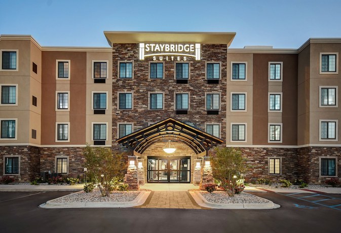 Imagen general del Hotel Staybridge Suites Holland, an IHG. Foto 1