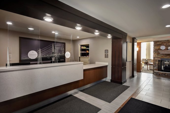Imagen de los interiores del Hotel Staybridge Suites Holland, an IHG. Foto 17