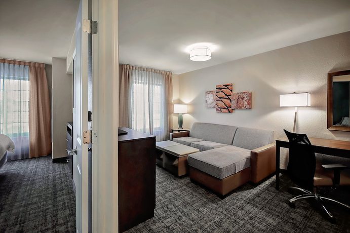 Imagen de la habitación del Hotel Staybridge Suites Holland, an IHG. Foto 15