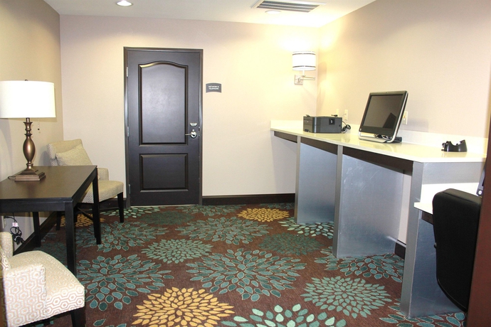 Imagen de los interiores del Hotel Staybridge Suites Houston Iah - Beltway 8, An Ihg. Foto 6
