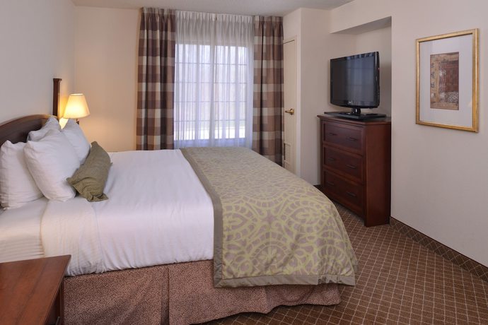 Imagen de la habitación del Hotel Staybridge Suites Indianapolis-airport, An Ihg. Foto 2