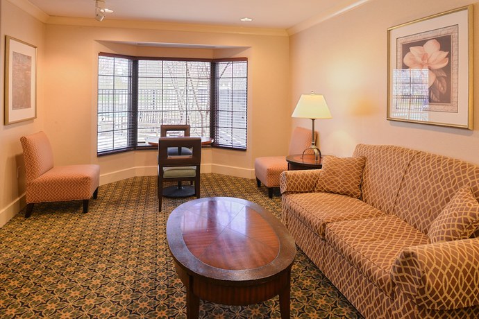 Imagen de los interiores del Hotel Staybridge Suites Indianapolis-airport, An Ihg. Foto 14