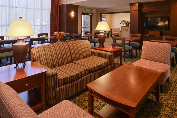 Imagen de los interiores del Hotel Staybridge Suites Indianapolis-airport, An Ihg. Foto 16