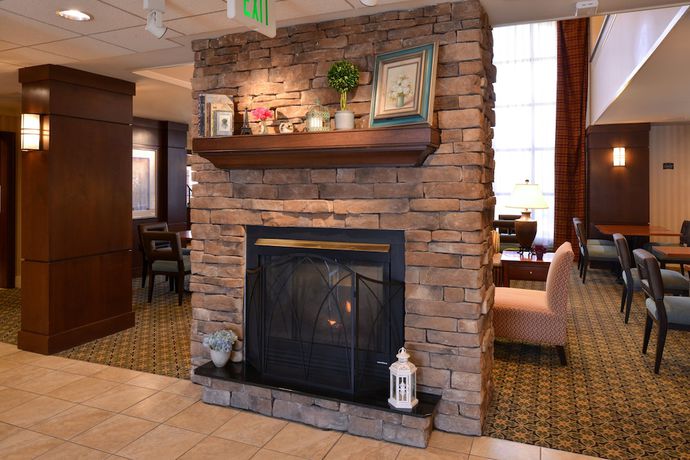 Imagen de los interiores del Hotel Staybridge Suites Indianapolis-airport, An Ihg. Foto 17