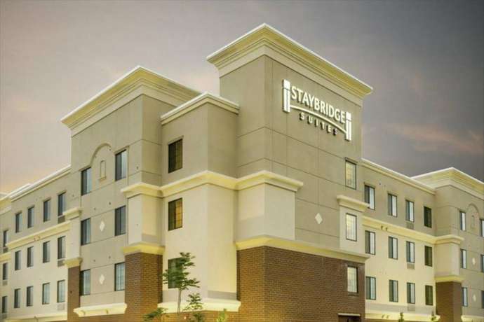 Imagen general del Hotel Staybridge Suites Irvine-John Wayne Airport, an IHG. Foto 1