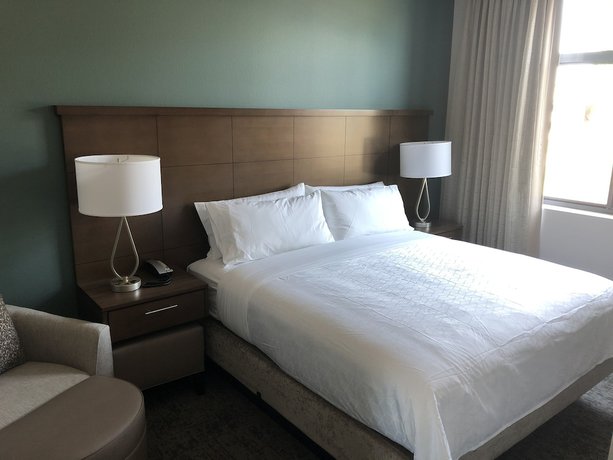 Imagen de la habitación del Hotel Staybridge Suites Irvine-John Wayne Airport, an IHG. Foto 16