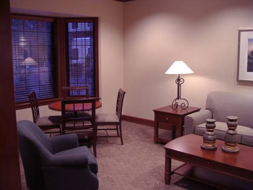 Imagen de la habitación del Hotel Staybridge Suites Kalamazoo, An Ihg. Foto 8